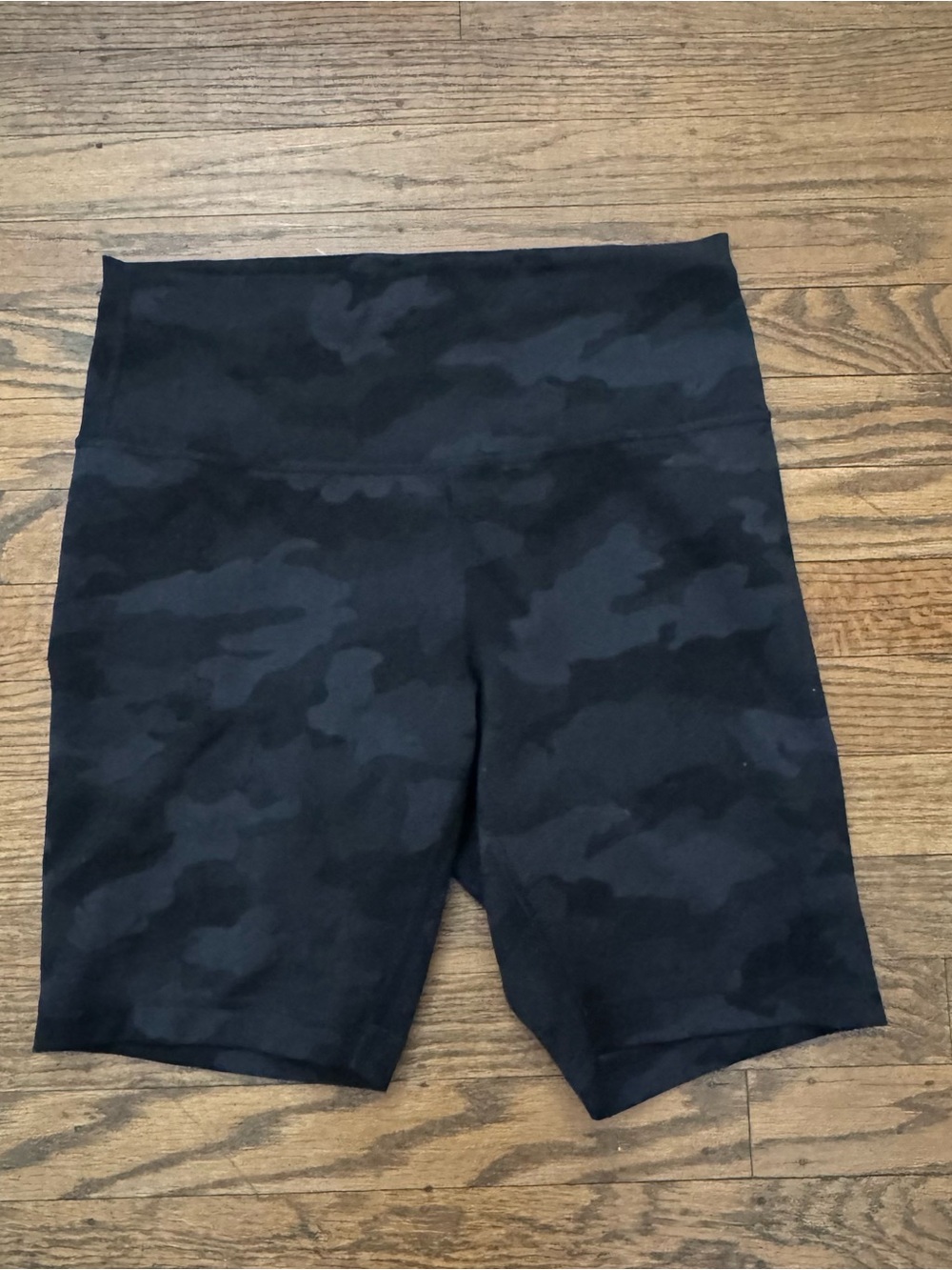 Lululemon Wunder Train 8” High-Waist Camo Deep Coal Multi 10 EUC
